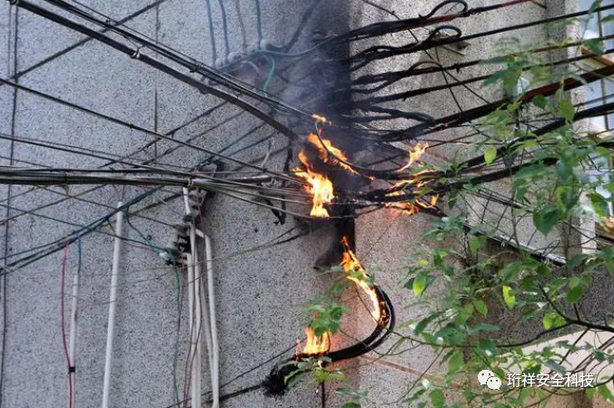 半岛网页版电保-浸水防触电断路器在线路老化和漏电引发电气火灾中的应用